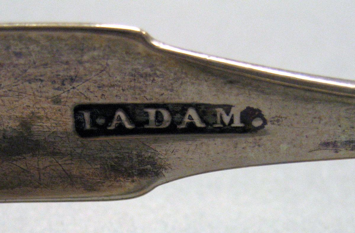 1967.0169 Silver Tongs mark 1