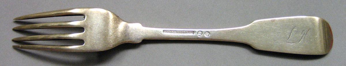 1967.0171 Silver Fork underside