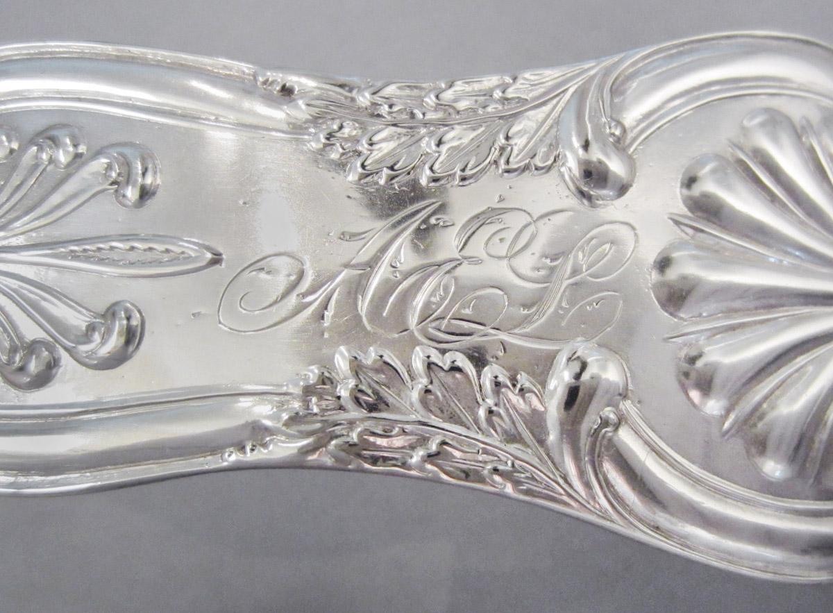 1967.0208 Ladle, engraving