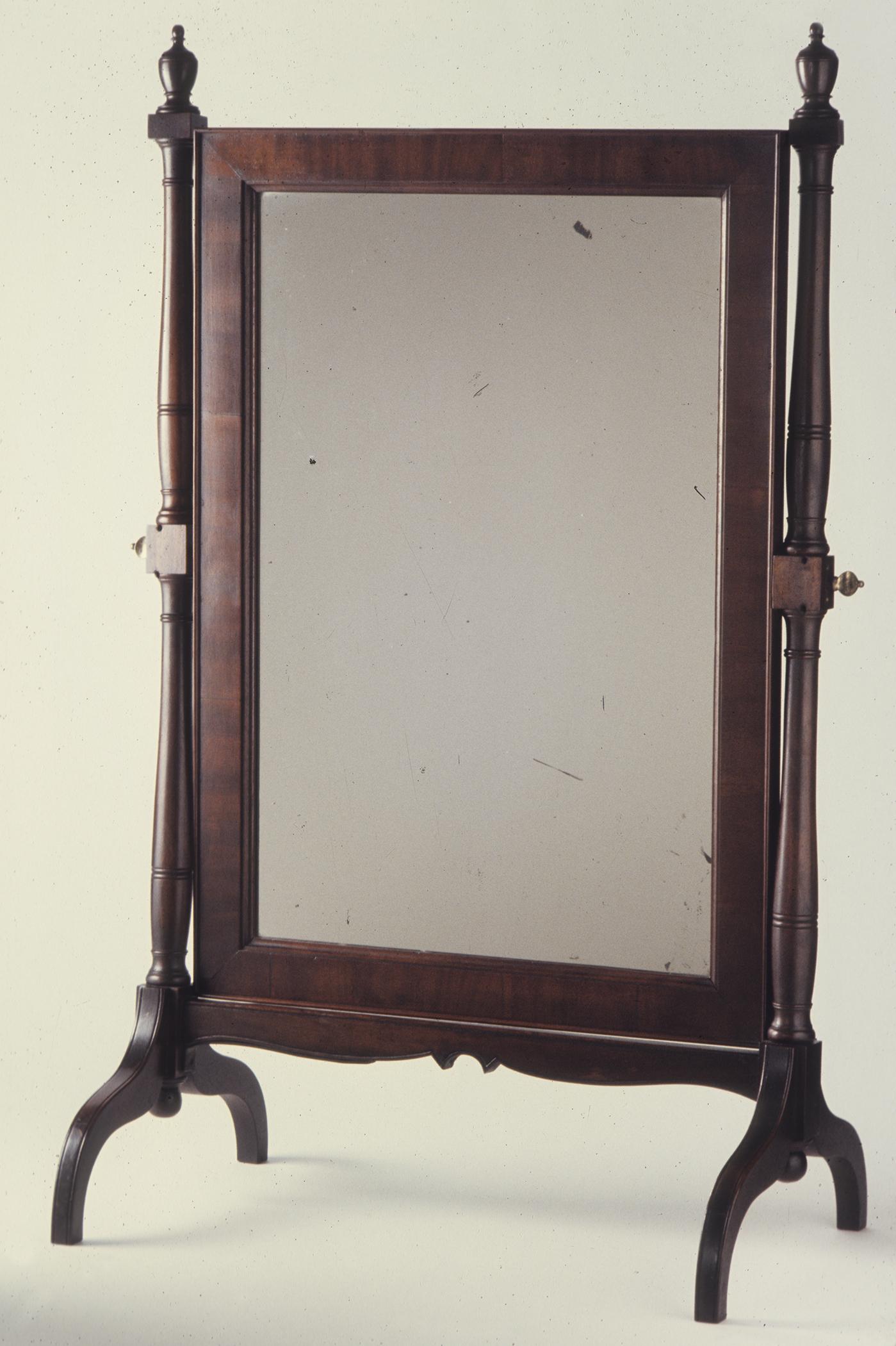 1967.0229 Looking glass or mirror, view 2