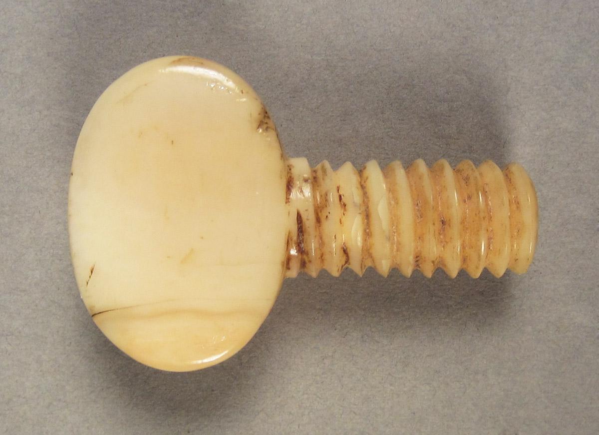 1957.0026.208 A-C, Gauge, screw side 1