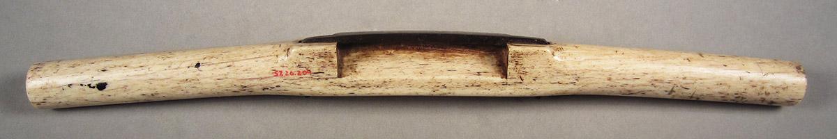 1957.0026.209, Spokeshave, side 1