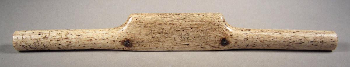 1957.0026.209, Spokeshave, side 3