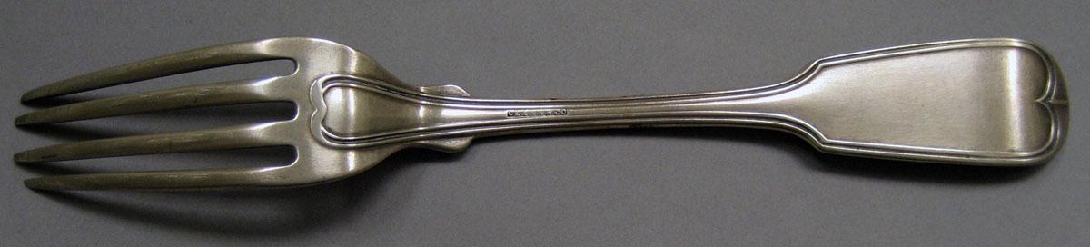 1967.251 Silver Fork underside