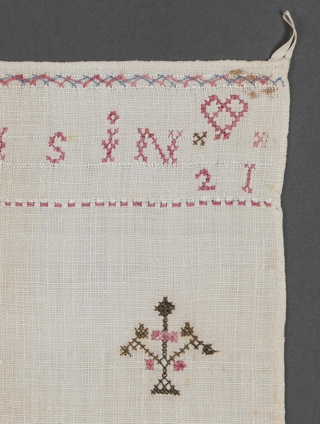 1967.0272 Towel, detail 5