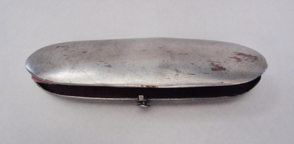 1967.0504 Spectacles case, upper surface