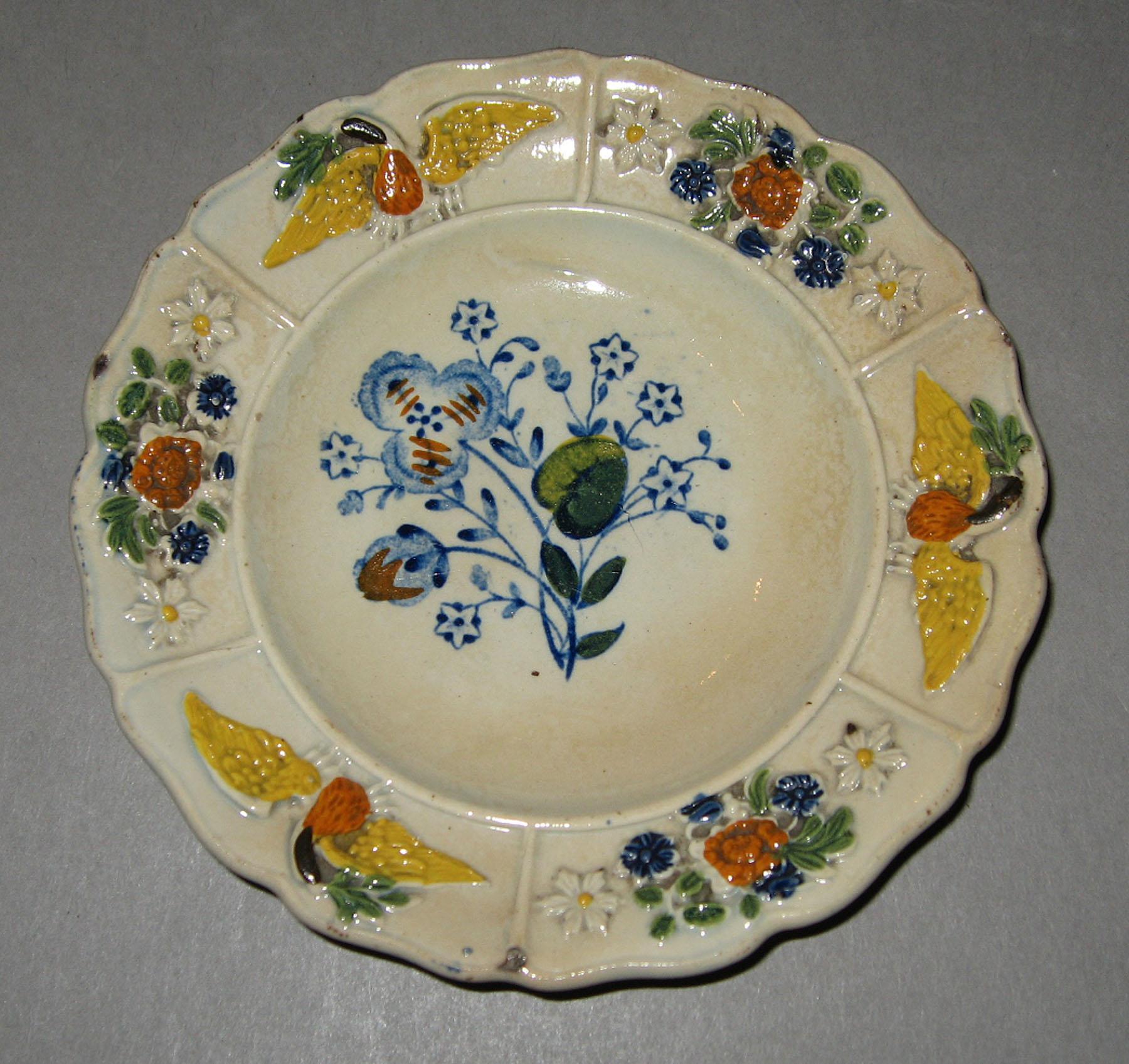 1967.0515 Pearlware plate