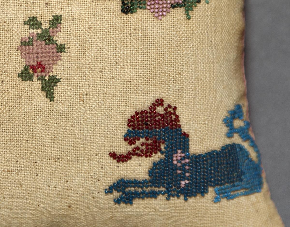 1967.0519 Pincushion, Detail 3