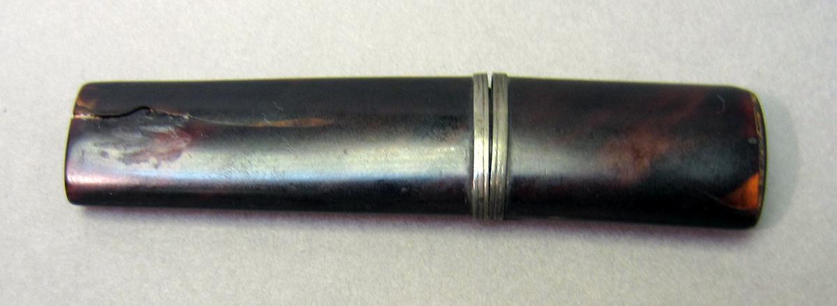 1967.0526 A, B Tool (for needlework), view 1