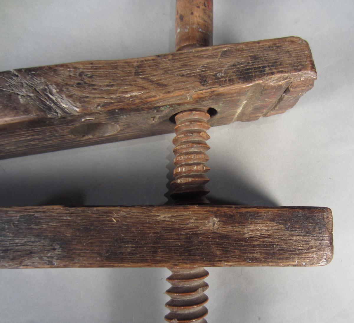 1957.0026.218 A-E Clamp, Detail