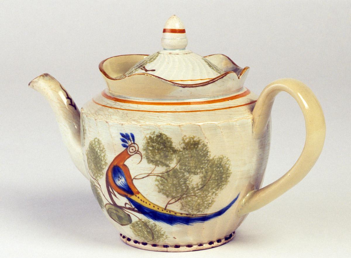 1967.0534 A,B Pearlware teapot