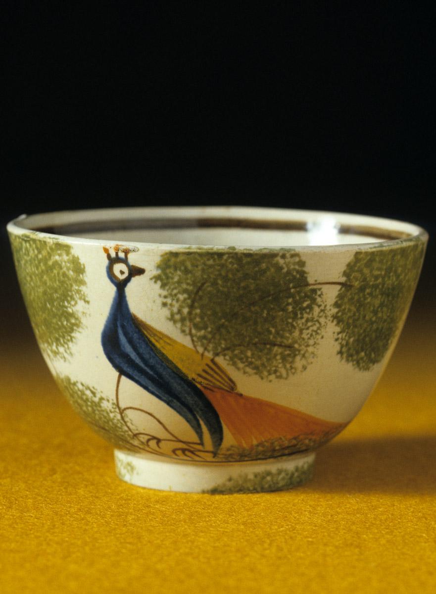 1967.0542 Pearlware teabowl