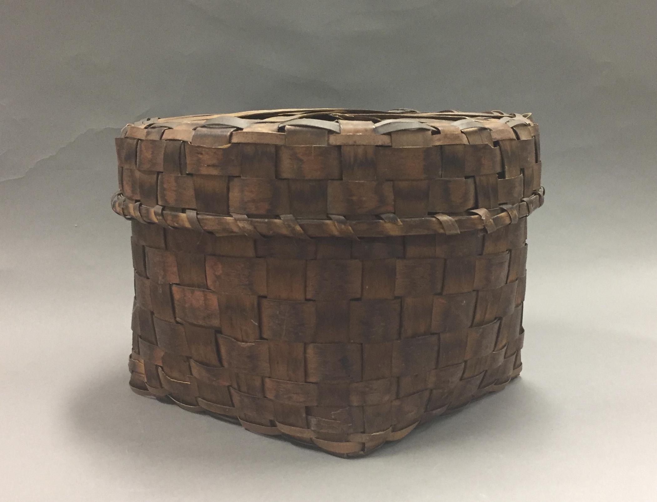 1967.0556 Basket and cover, view 2