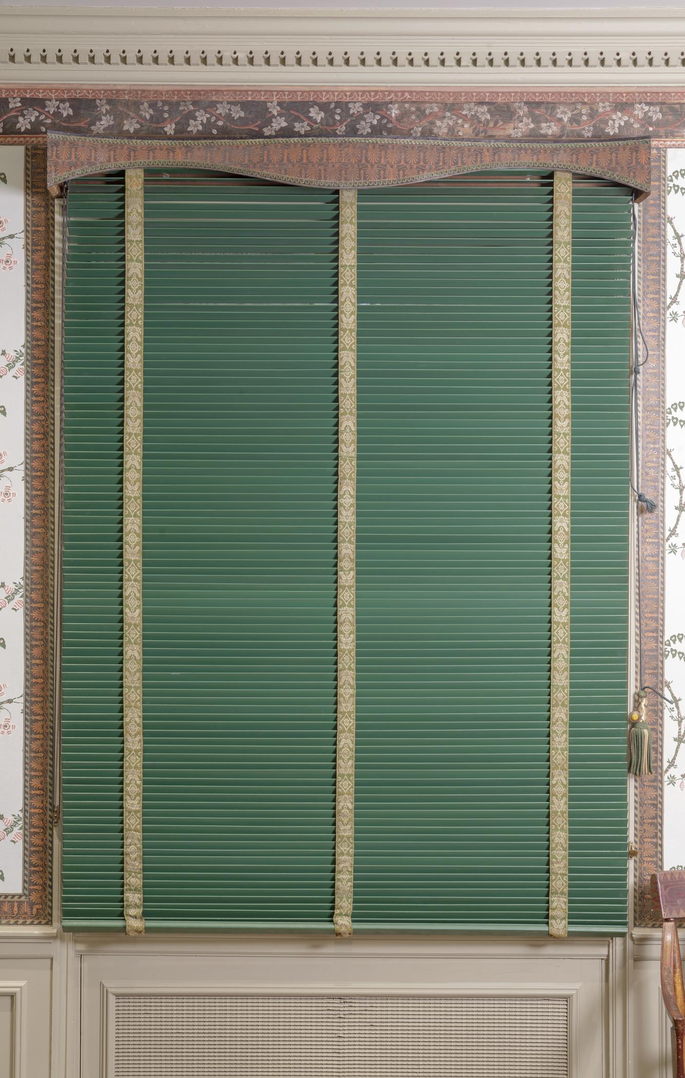1967.0557.001 Venetian blinds, view 1