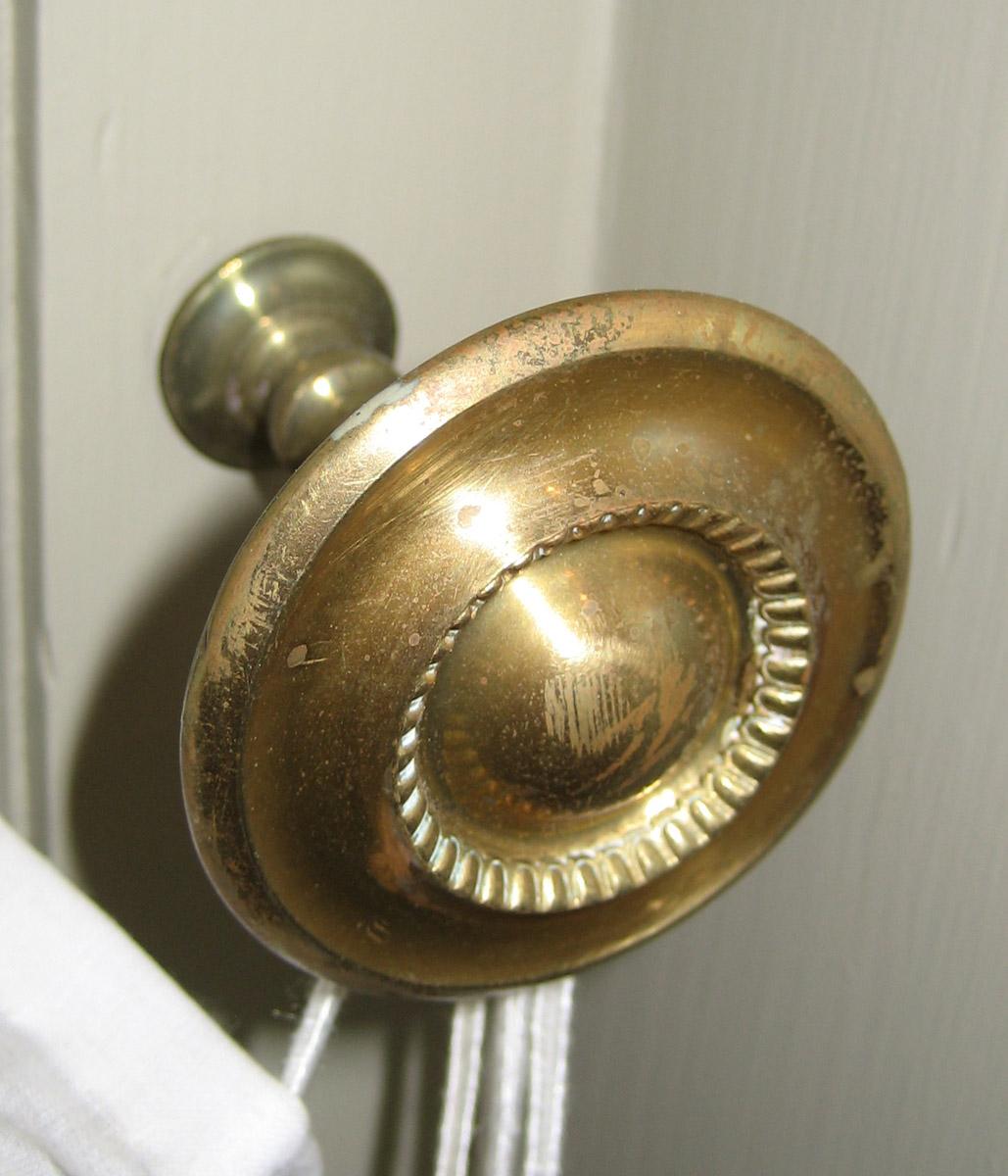 1967.0560.006 Cloak pin