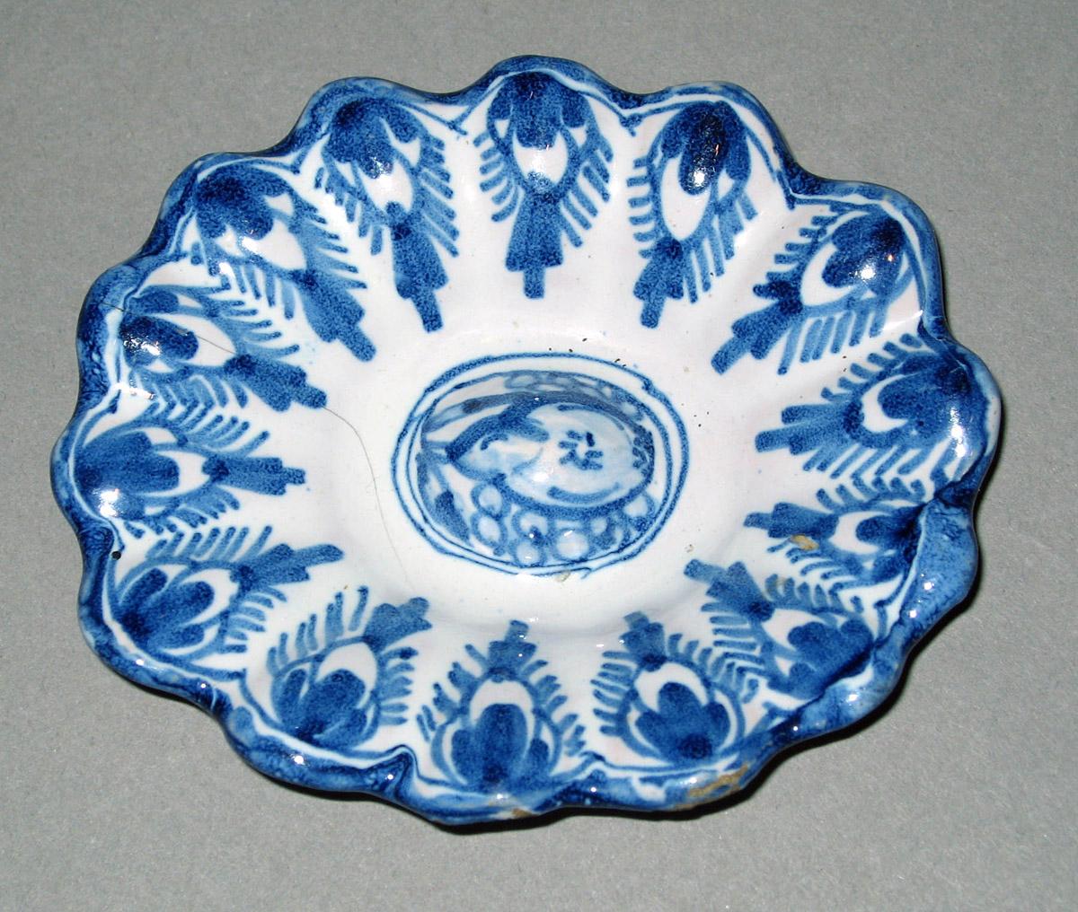 1967.0632 Tin-glazed earthenware dish