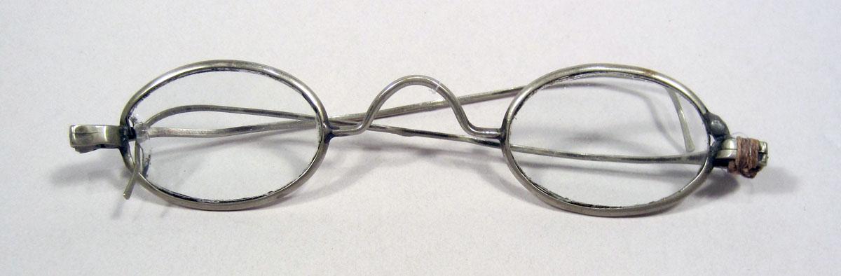 1967.0634 Silver Spectacles view 1