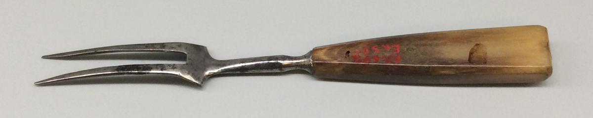 1967.0642 Fork, view 2