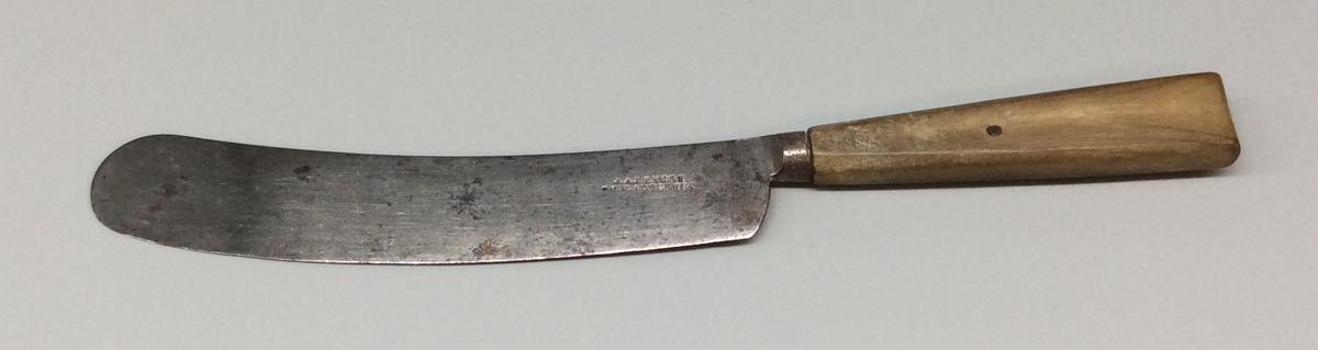1967.0643 Knife, view 1