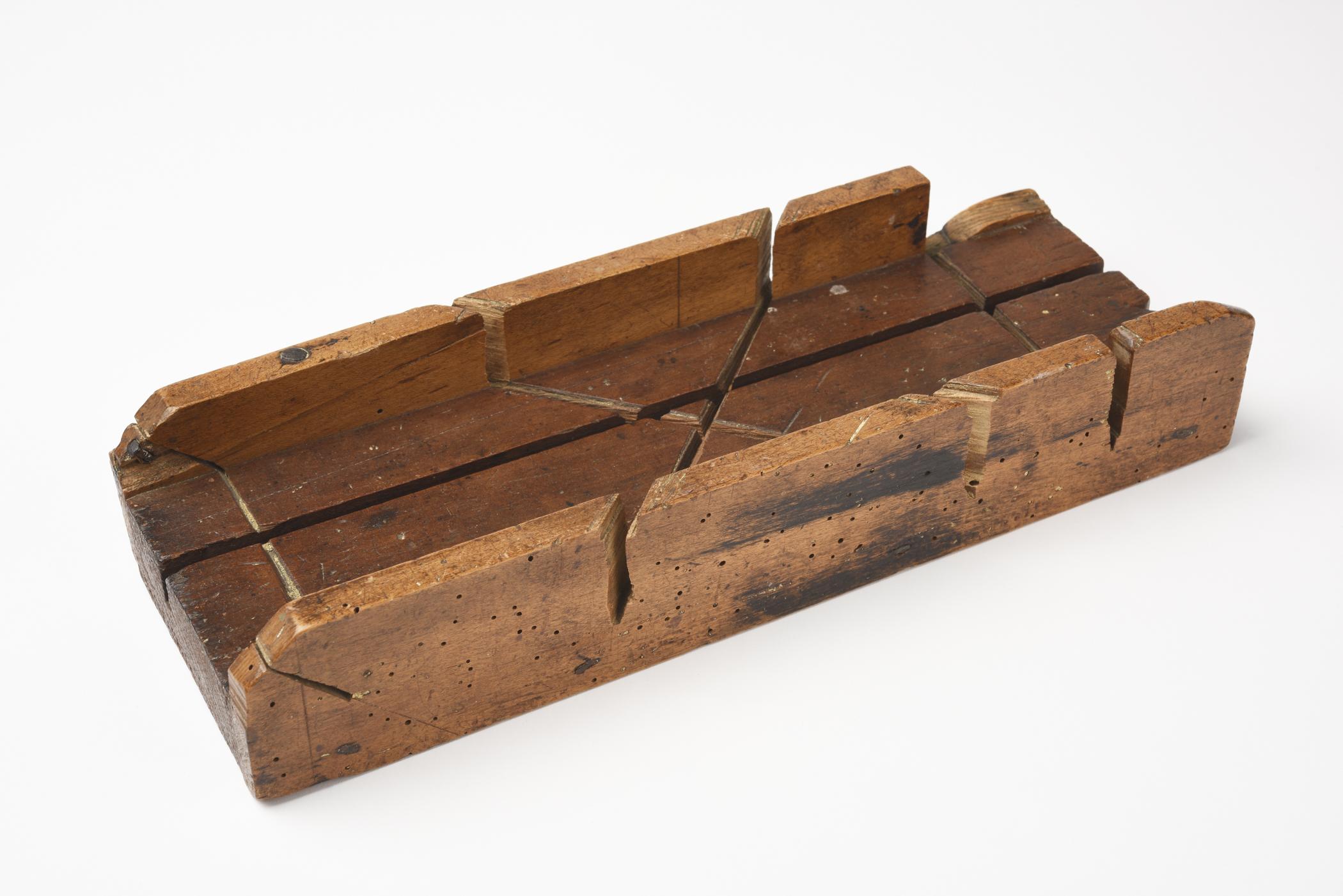 1957.0043.233 Tool (for wood), view 2