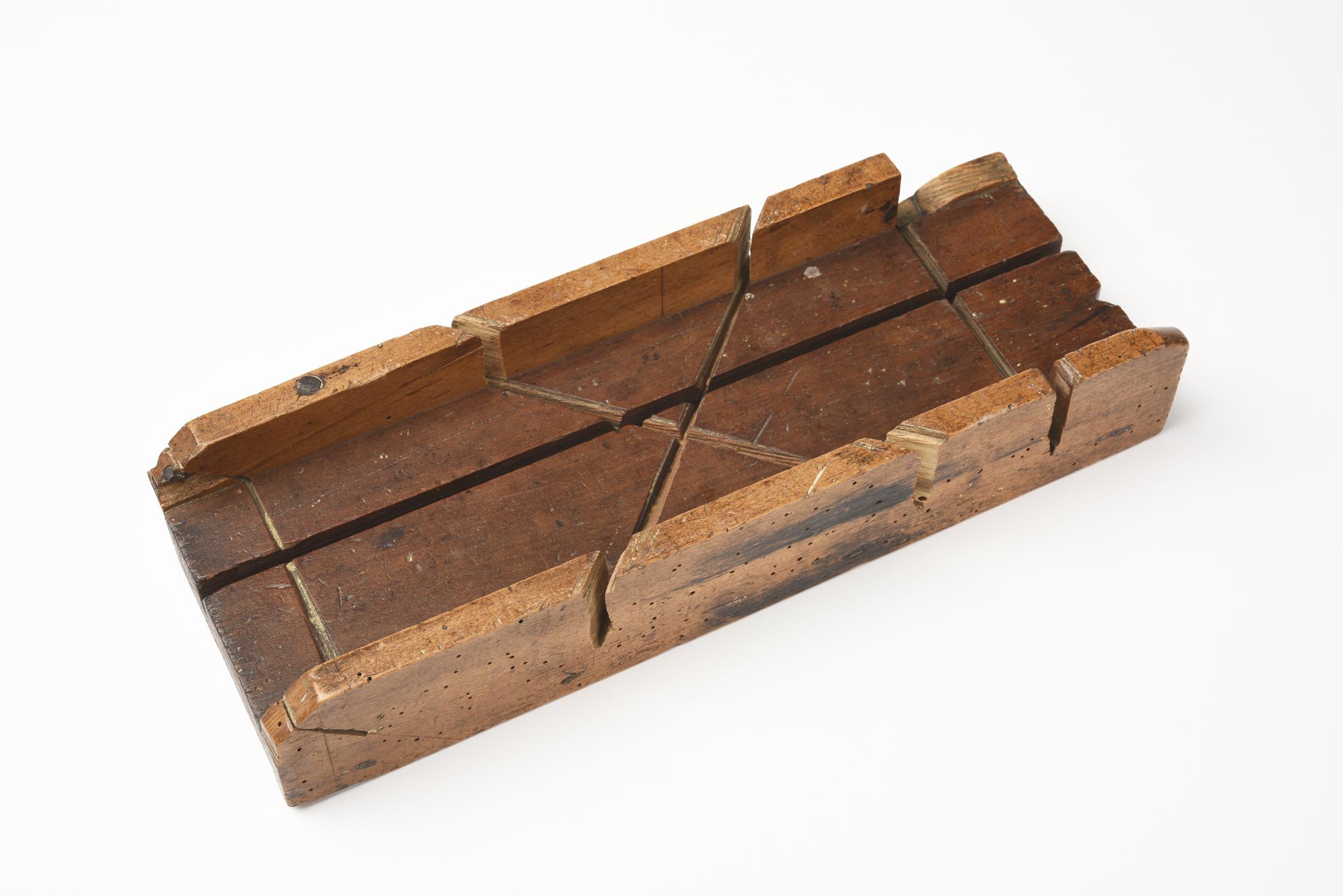 1957.0043.233 Tool (for wood), view 3