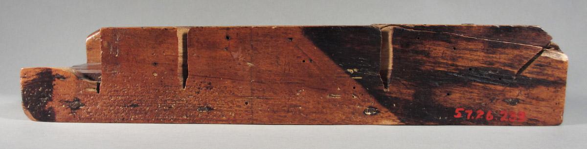 1957.0026.233 Miter box, side 1