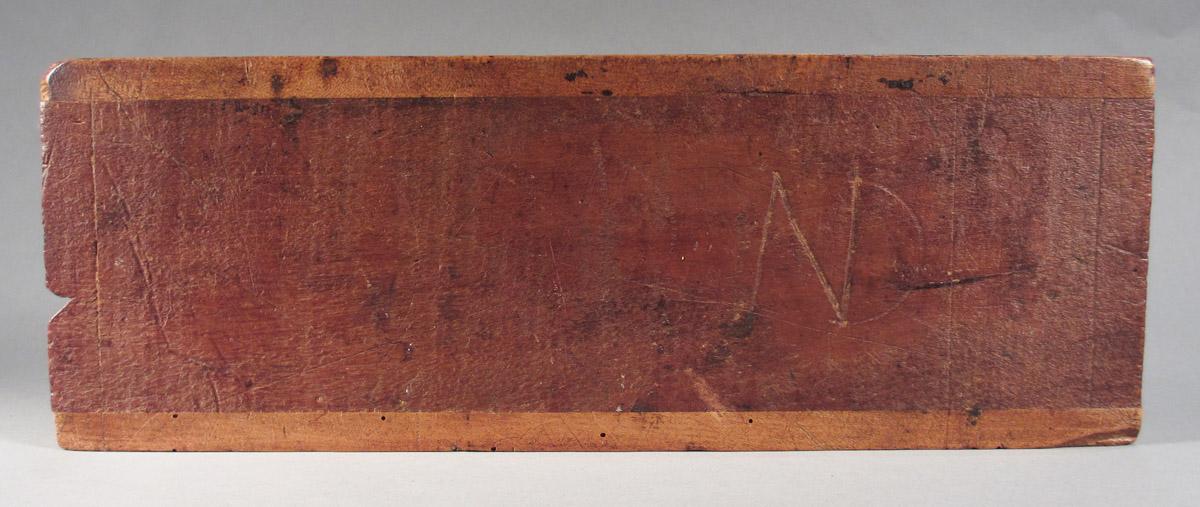 1957.0026.233 Miter box, bottom
