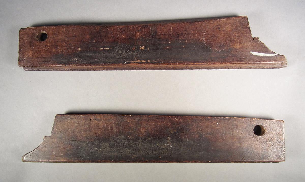 1957.0026.234 Saw clamp, side 2