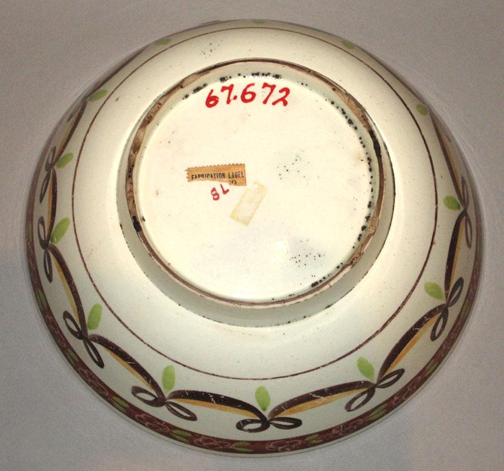 1967.0672 Creamware fish punch bowl, bottom