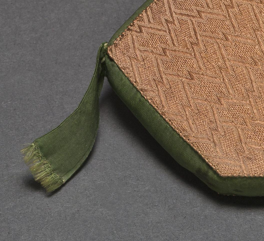1967.0695 Pincushion, Detail