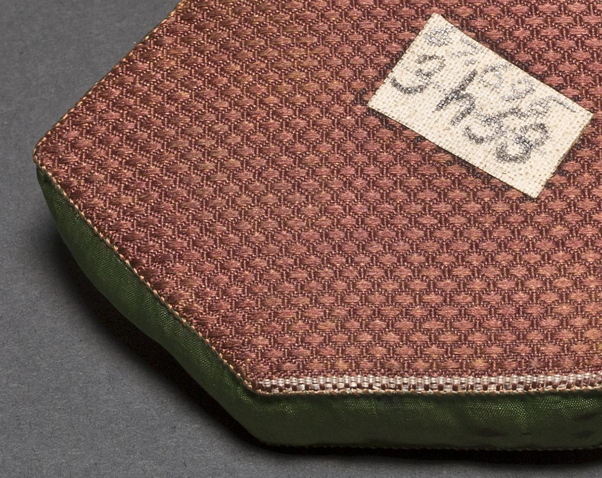 1967.0695 Pincushion, View 2 Detail