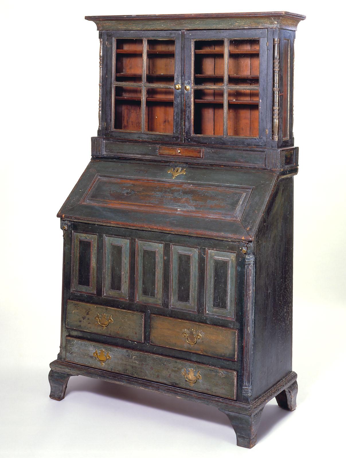 1967.0707 Secretary Desk