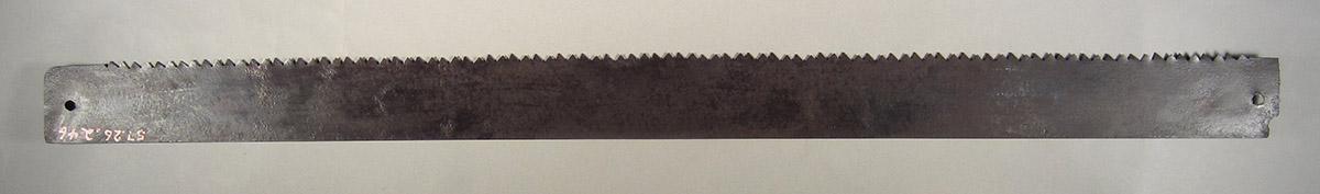 1957.0026.246 Saw blade, side 1