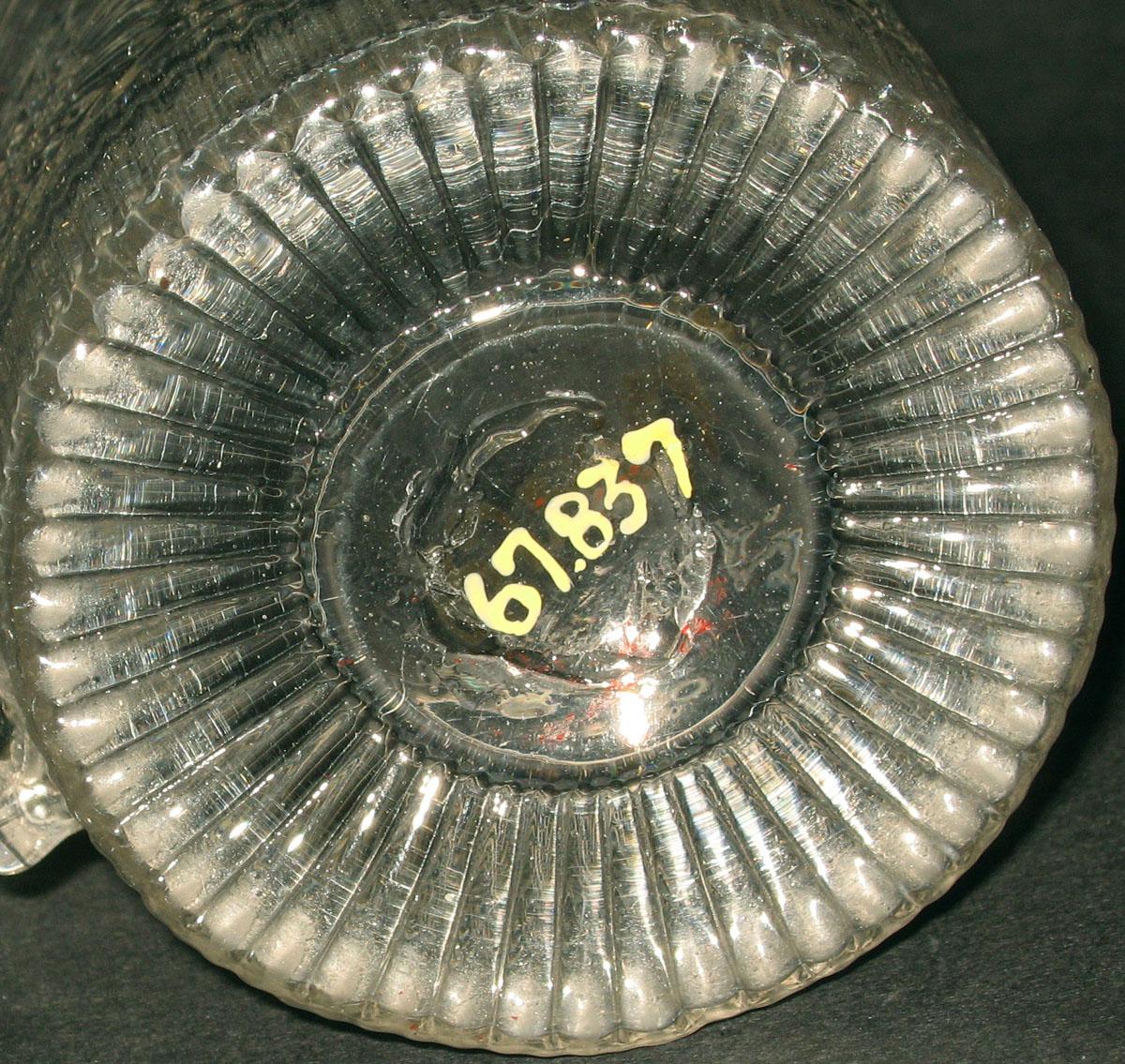 1967.0837 Glass mug (underside)