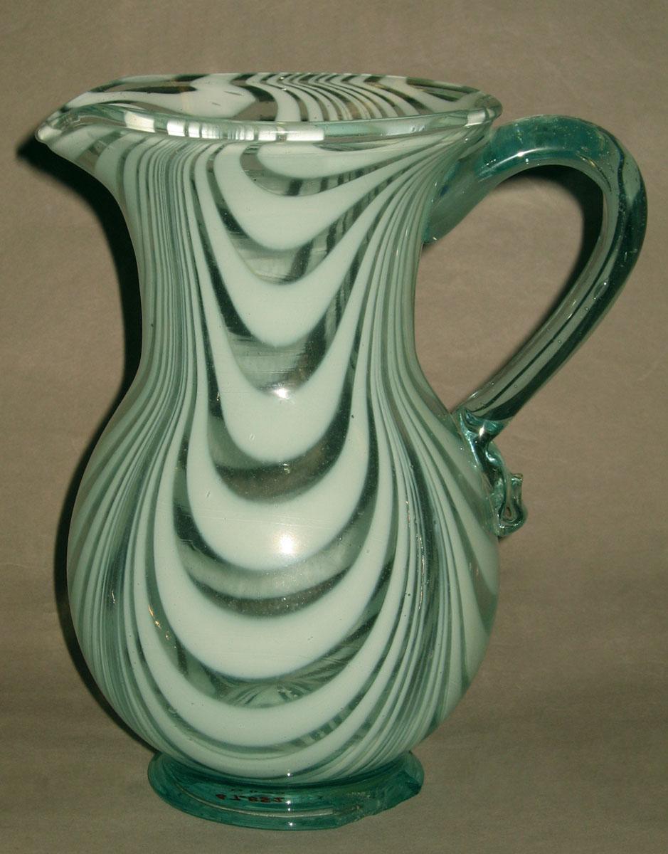 1967.0852 Glass jug