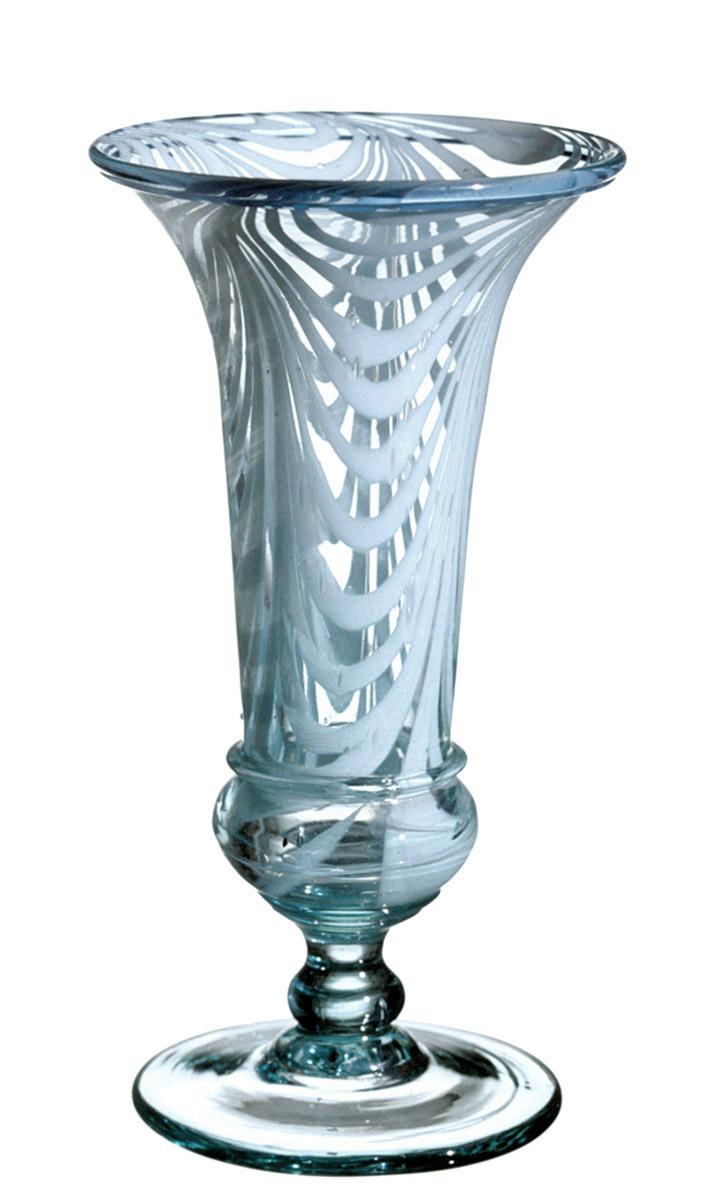 1967.0857 Flower container