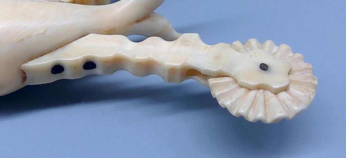 1967.0870 Pastry crimper, detail 2