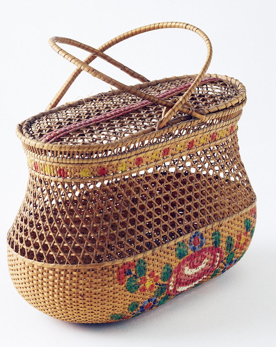 1967.0879 Basket