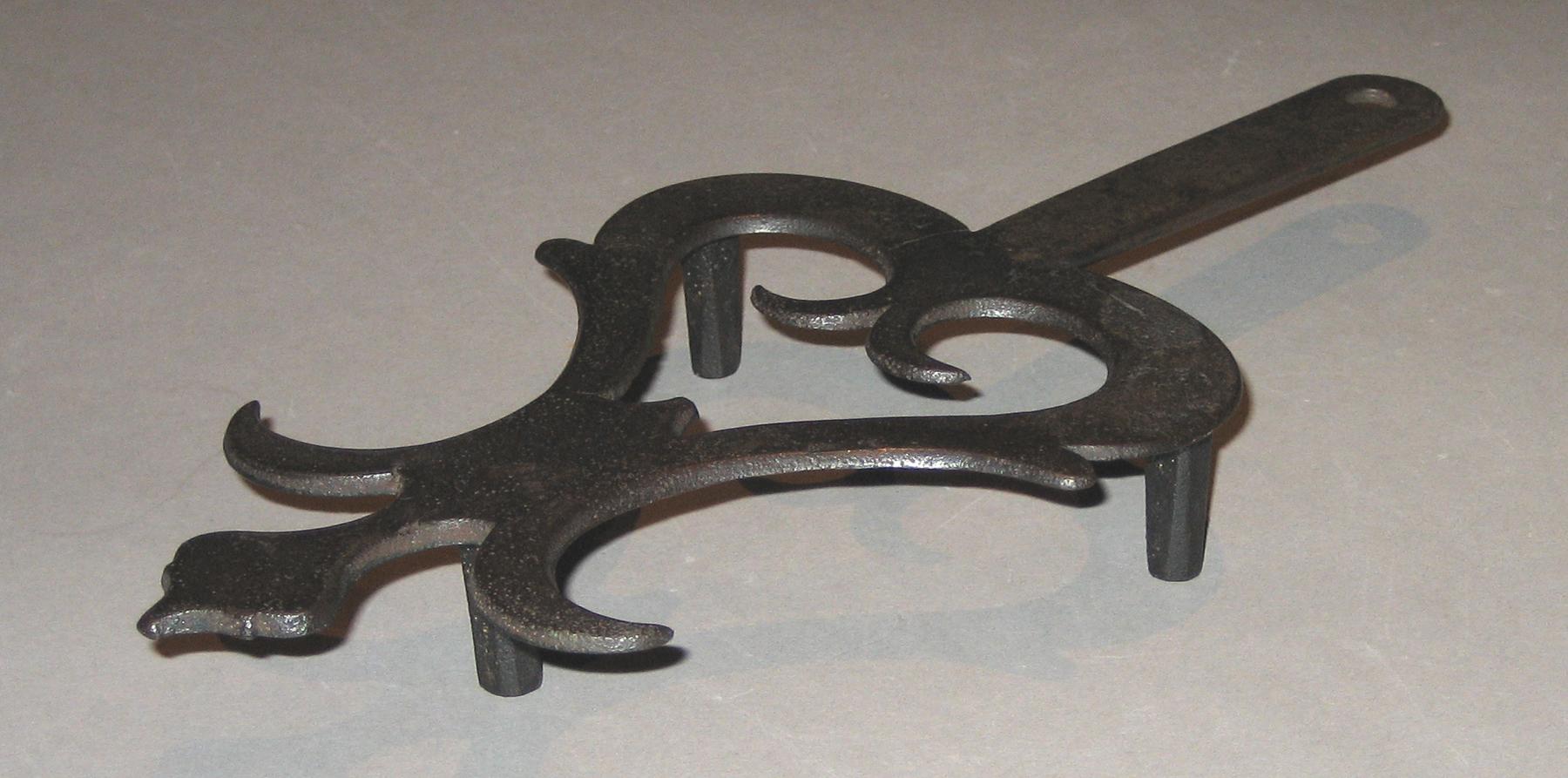 1967.0929 Trivet