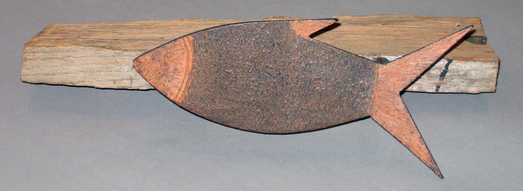 1967.0930 Ax holder (view 2)