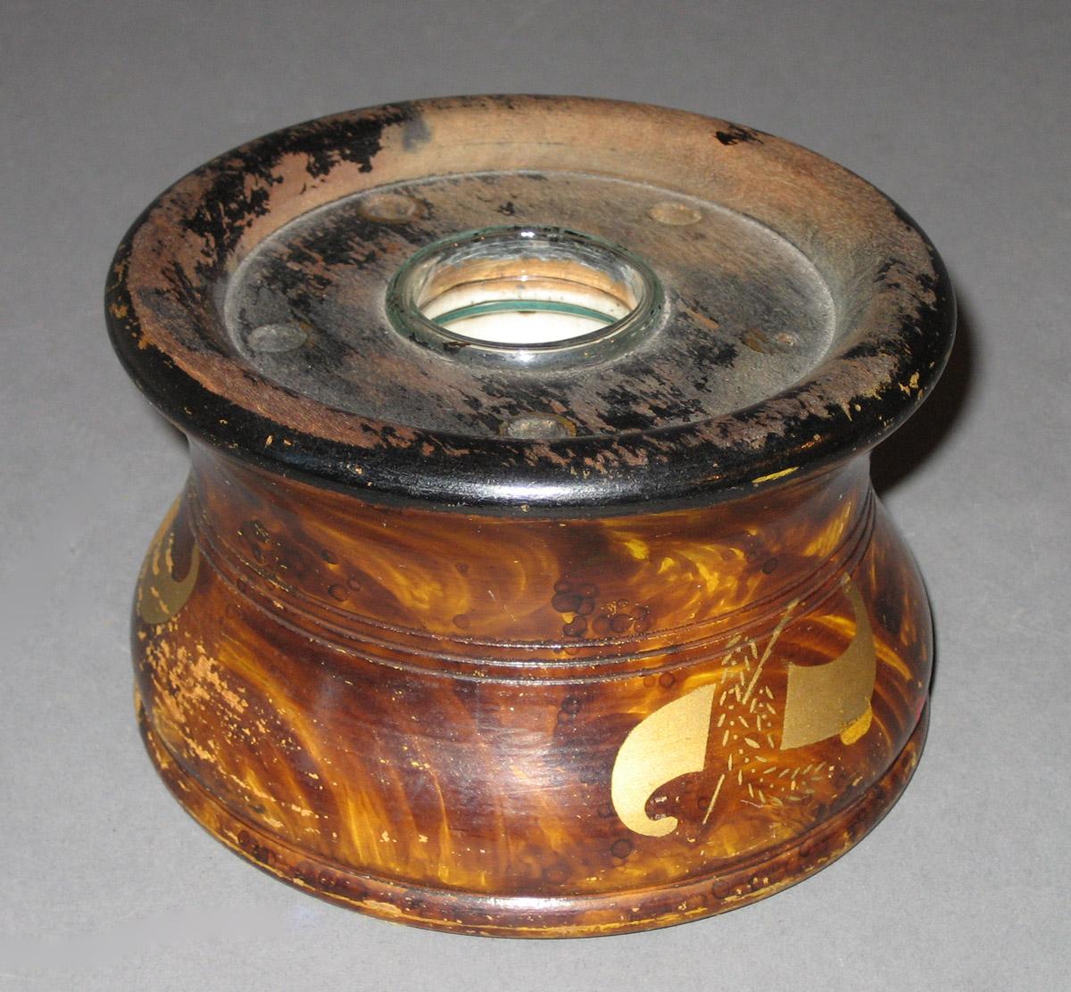 1967.0939 Inkwell