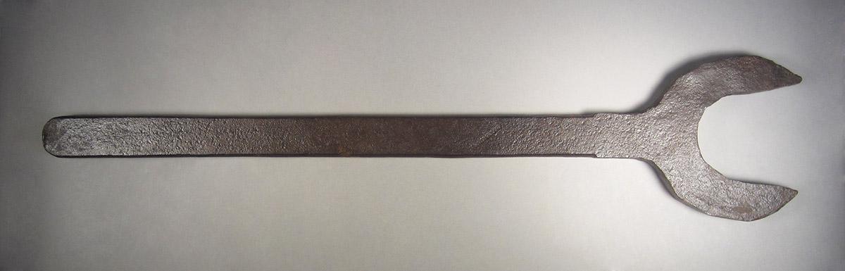 1957.0026.265, Wrench, side 2