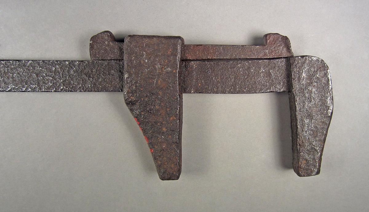 1957.0026.266, Wrench, jaws side 1