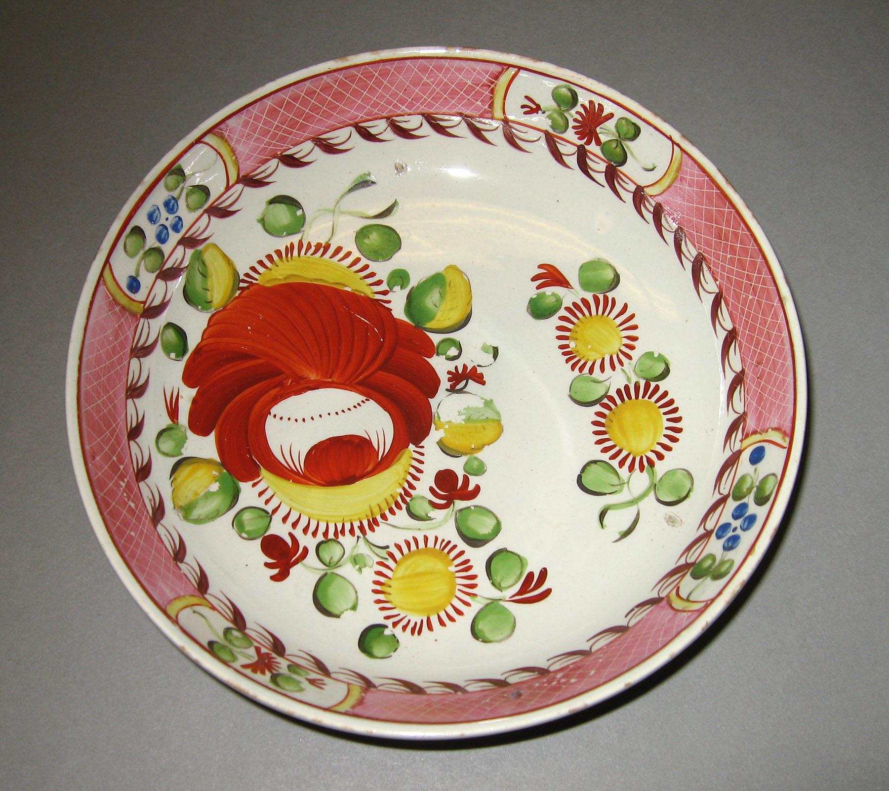 1967.1014.004 King's Rose pattern saucer