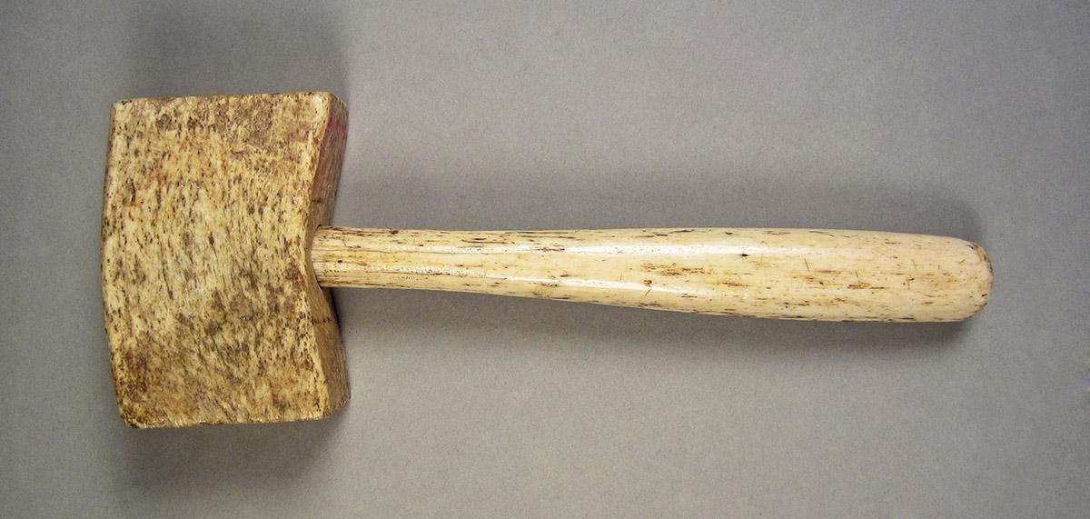 1957.0026.276, Mallet, side 3