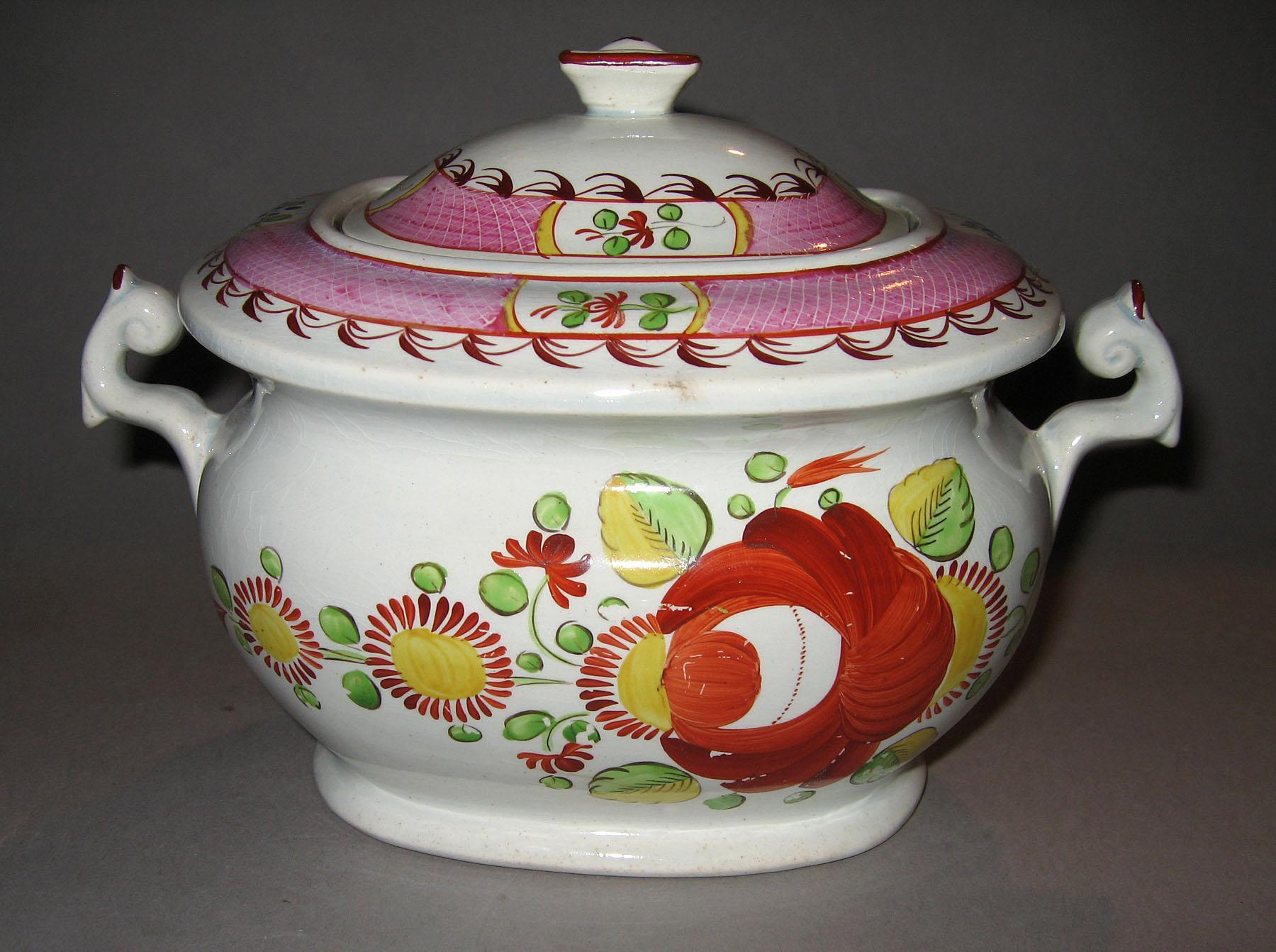 1967.1024.002 A, B Sugar Bowl with King's Rose