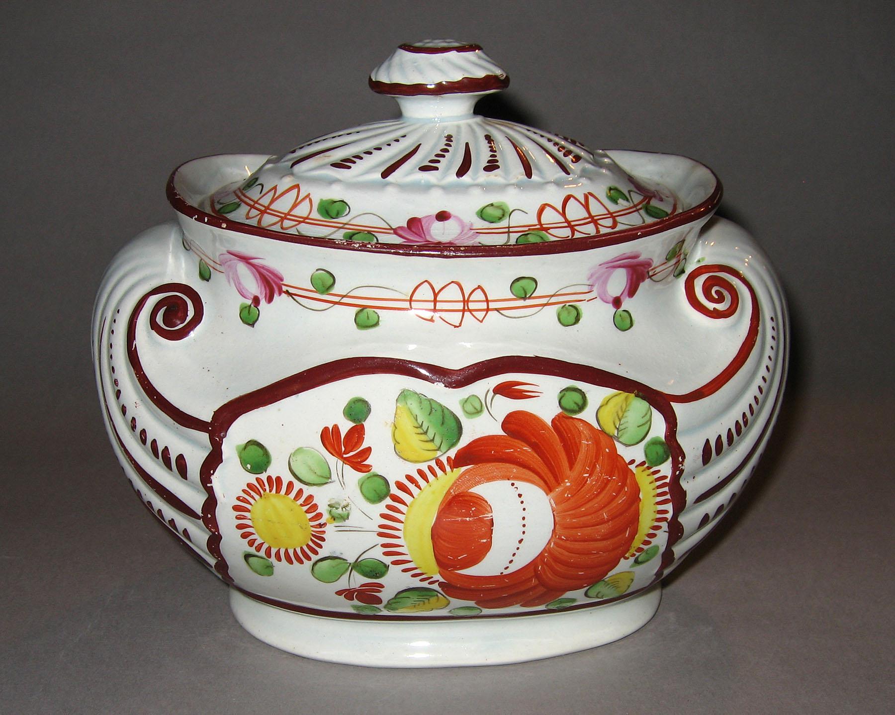 1967.1046 A, B Pearlware sugar bowl