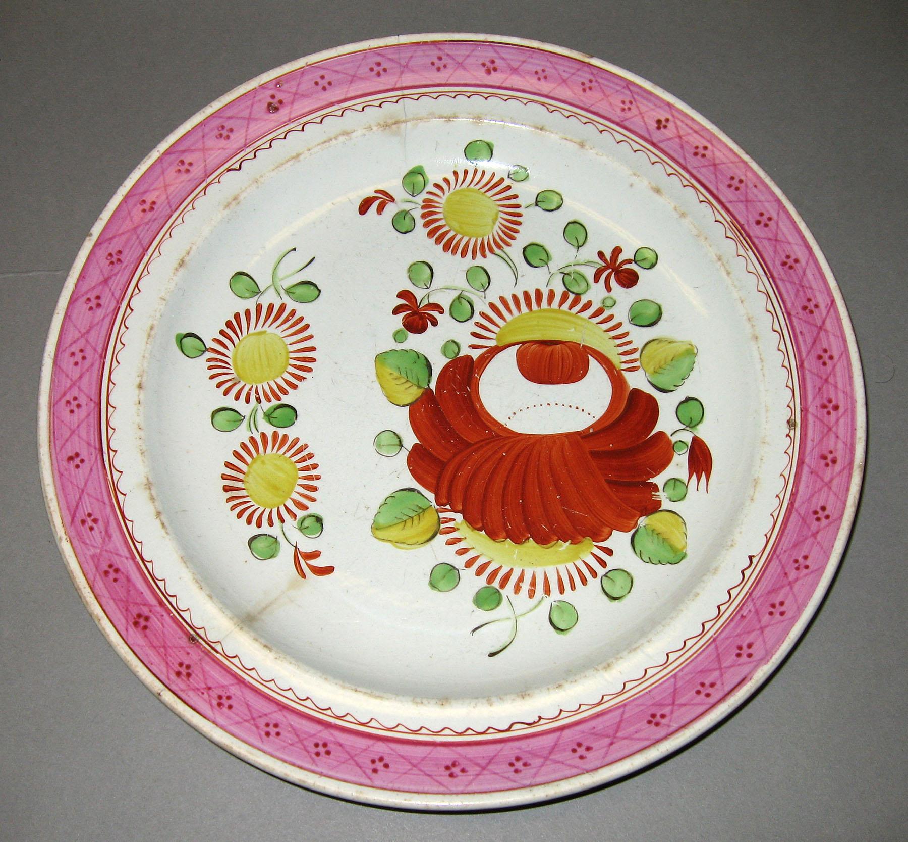 1967.1052.003 King's rose pattern plate