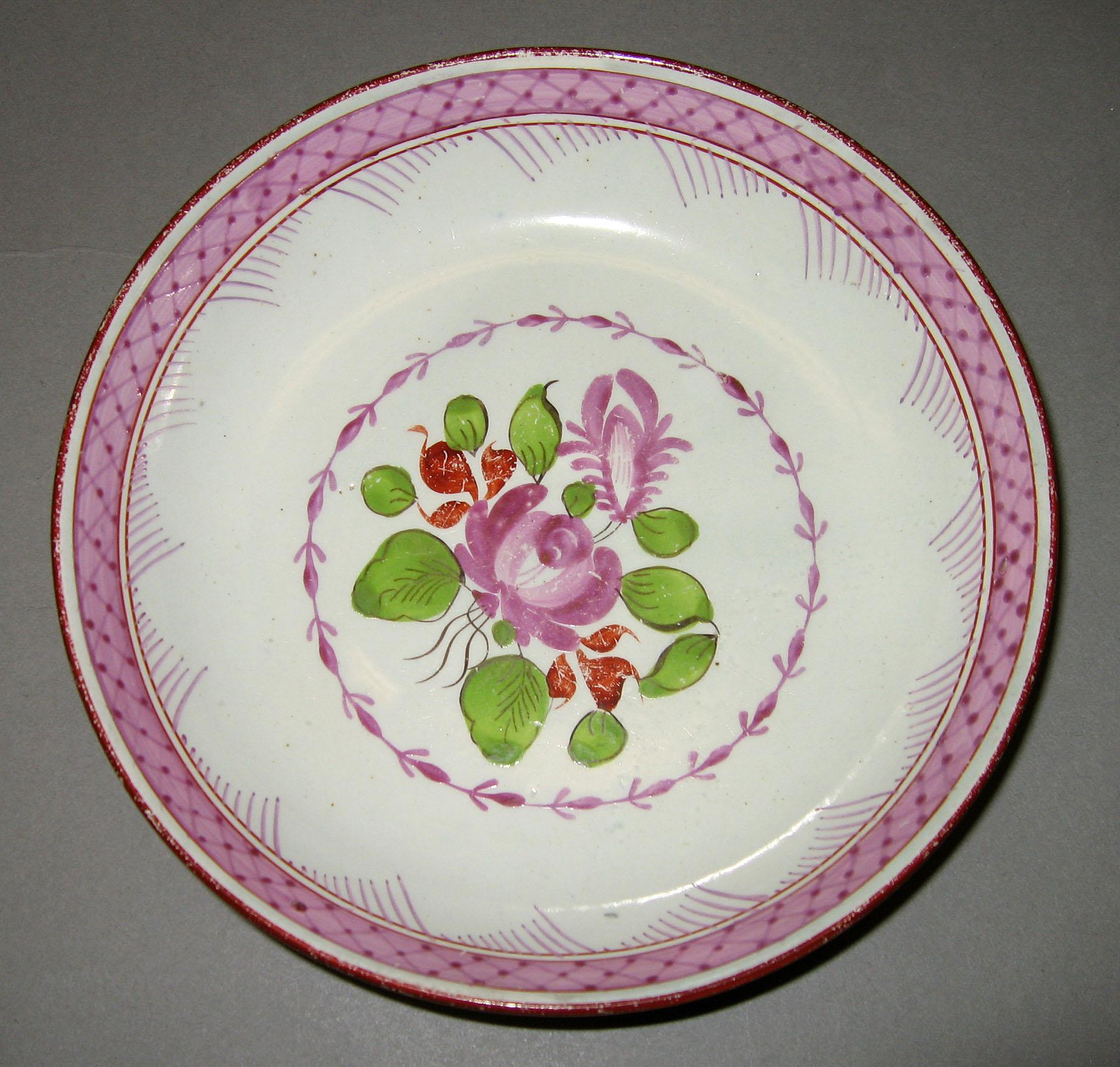 1967.1075.002 Saucer