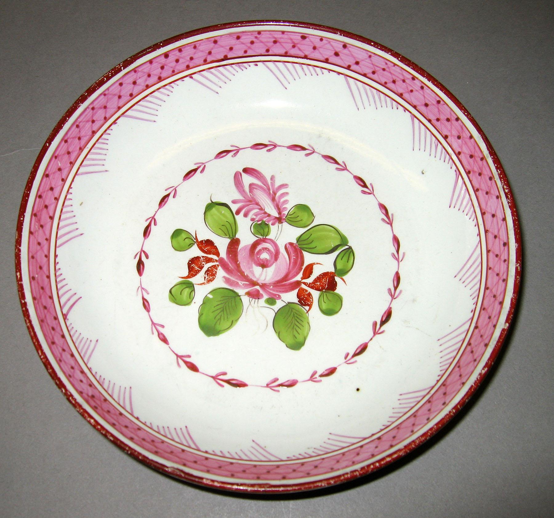 1967.1075.004 Saucer